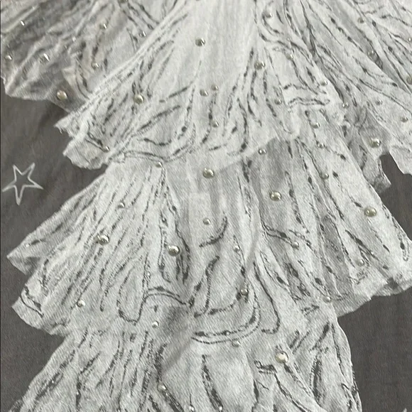 Taylor Swift Gray Graphic T-Shirt - Picture 3 of 4